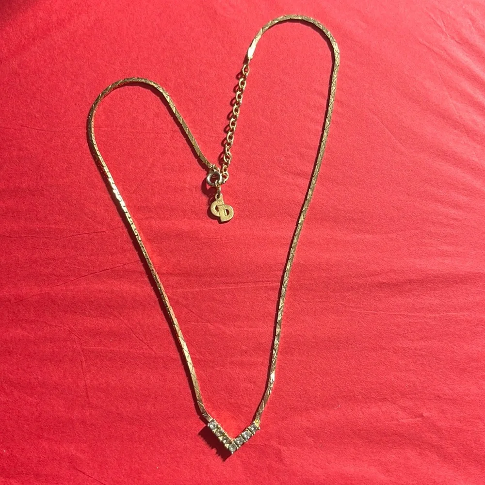 VINTAGE CHRISTIAN DIOR NECKLACE - Picture 2 of 5